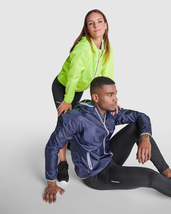 COUPE VENT À CAPUCHE 'ANGELO'